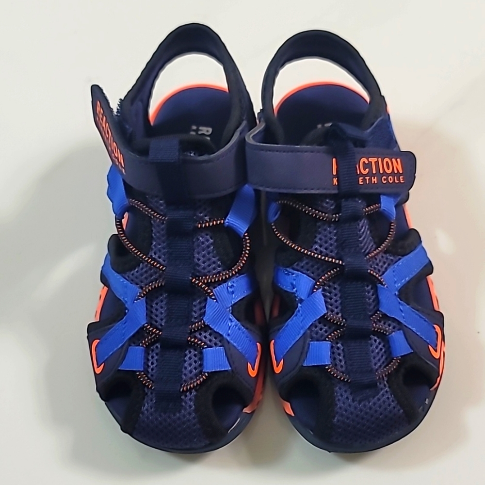 New/ REACTION kenneth cole toddler boy size 10